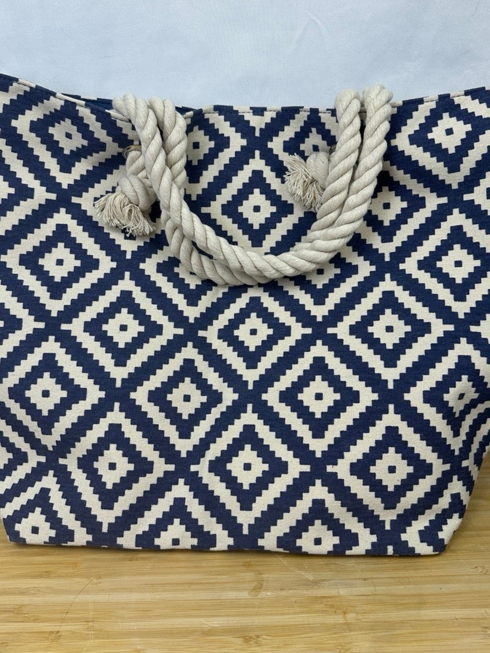 summer & rose Diamond-Pattern Rope Tote - Navy & Cream - Picture 5 of 6
